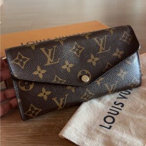 Louis Vuitton Sarah wallet  Brown Monogram Wallet